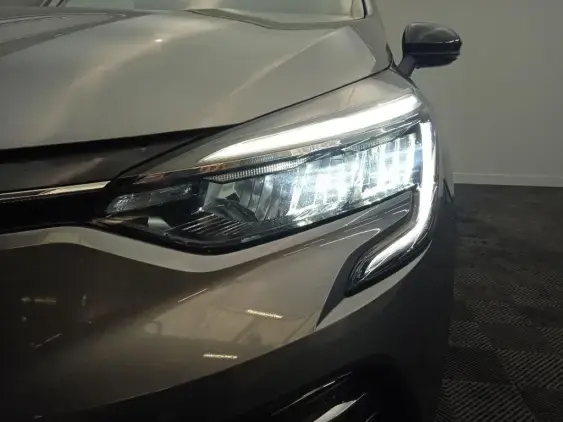 RENAULT CLIO V - voiture d'occasion - Photo 22