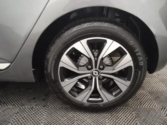 RENAULT CLIO V - voiture d'occasion - Photo 24