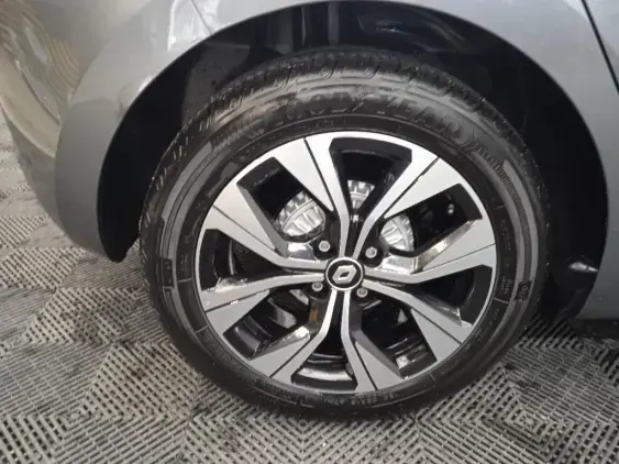 RENAULT CLIO V - voiture d'occasion - Photo 25