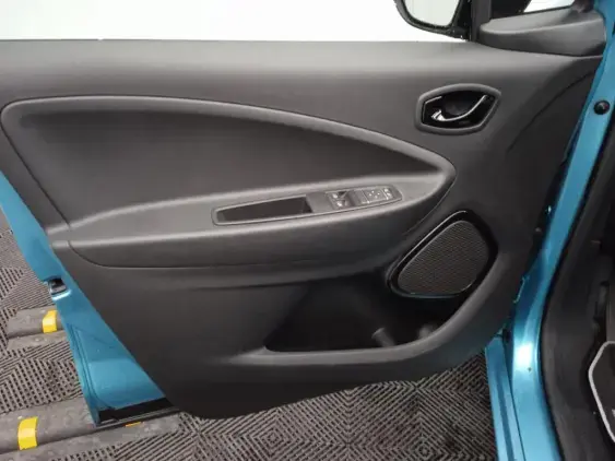 RENAULT ZOE - voiture d'occasion - Photo 18