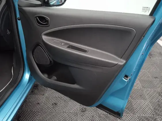 RENAULT ZOE - voiture d'occasion - Photo 19