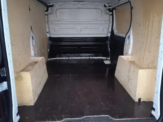 RENAULT TRAFIC FG III - voiture d'occasion - Photo 15