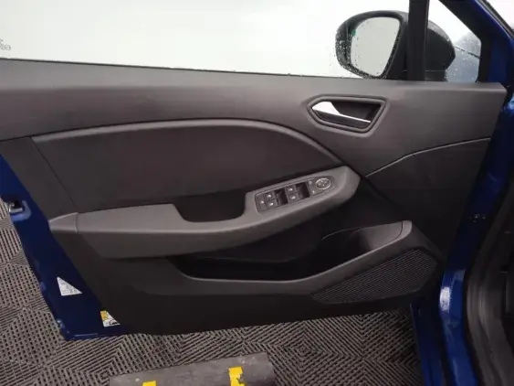 RENAULT CLIO V - voiture d'occasion - Photo 19