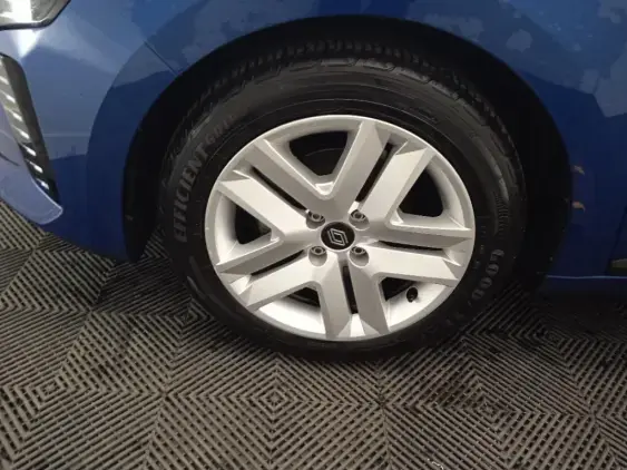 RENAULT CLIO V - voiture d'occasion - Photo 23