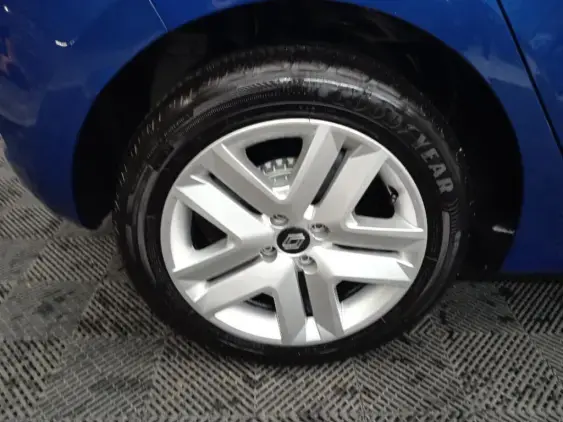 RENAULT CLIO V - voiture d'occasion - Photo 25