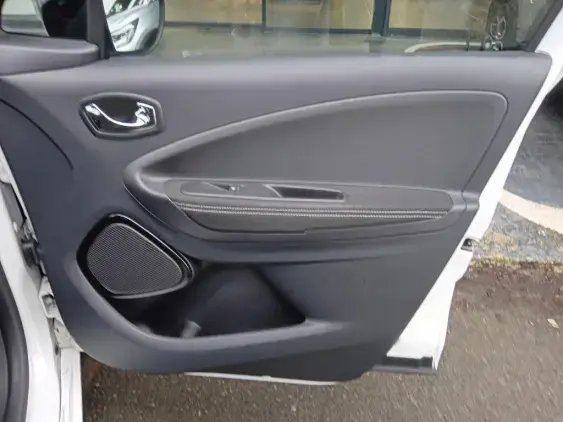 RENAULT ZOE - voiture d'occasion - Photo 20