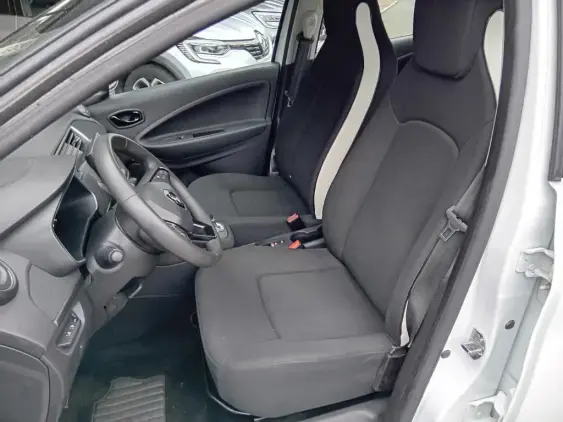 RENAULT ZOE - voiture d'occasion - Photo 18