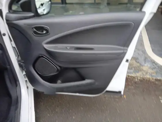 RENAULT ZOE - voiture d'occasion - Photo 20