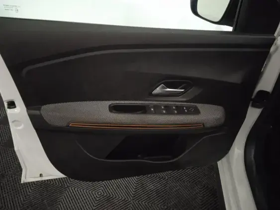 DACIA SANDERO III - voiture d'occasion - Photo 18