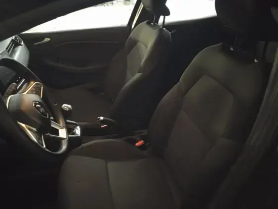 RENAULT CLIO V - voiture d'occasion - Photo 17