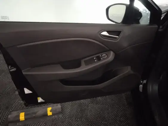 RENAULT CLIO V - voiture d'occasion - Photo 18