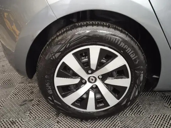 RENAULT CLIO V - voiture d'occasion - Photo 24