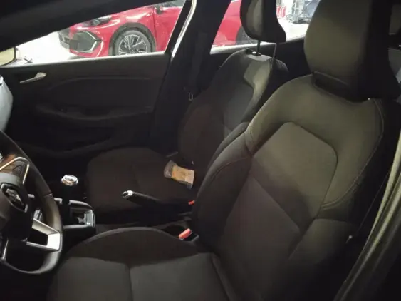 RENAULT CLIO V - voiture d'occasion - Photo 17