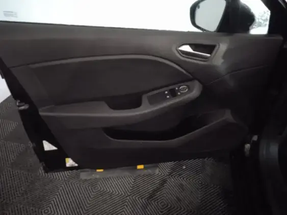 RENAULT CLIO V - voiture d'occasion - Photo 18