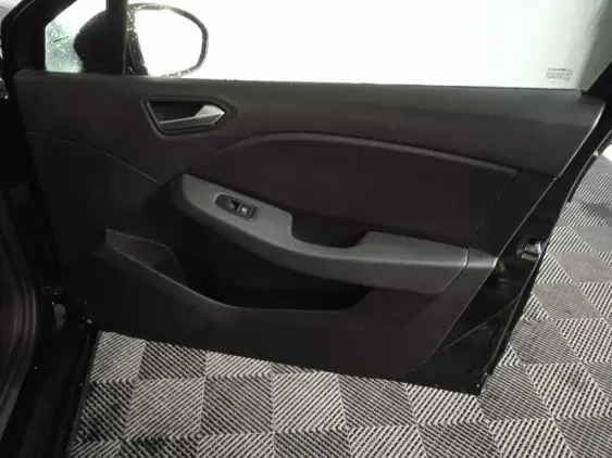 RENAULT CLIO V - voiture d'occasion - Photo 19