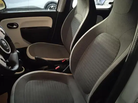 RENAULT TWINGO III - voiture d'occasion - Photo 17