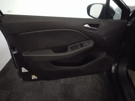 RENAULT CLIO V - voiture d'occasion - Photo 19