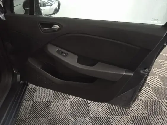 RENAULT CLIO V - voiture d'occasion - Photo 20