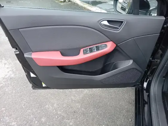 RENAULT CLIO V - voiture d'occasion - Photo 19