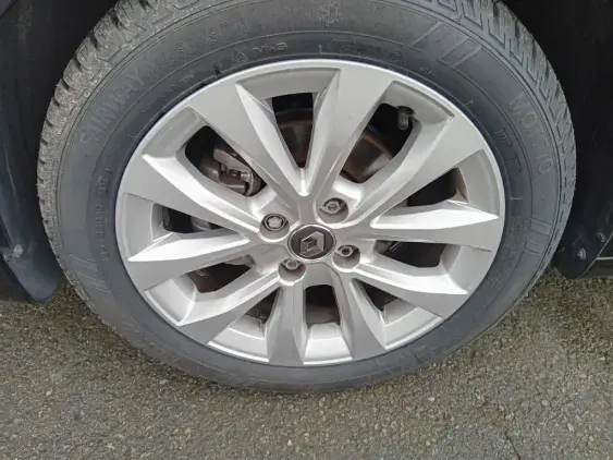 RENAULT CLIO V - voiture d'occasion - Photo 23