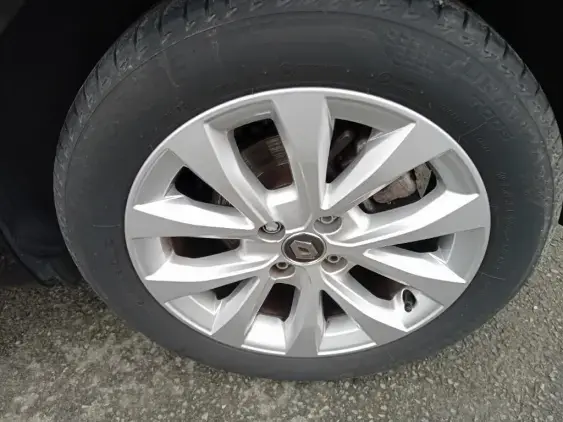 RENAULT CLIO V - voiture d'occasion - Photo 24