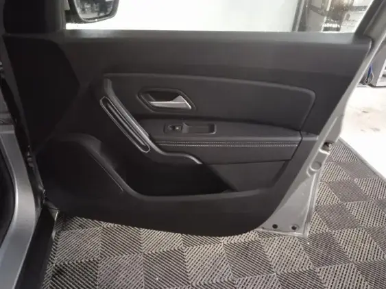 DACIA DUSTER II - voiture d'occasion - Photo 20