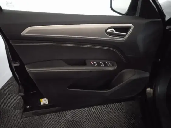 RENAULT ARKANA - voiture d'occasion - Photo 19