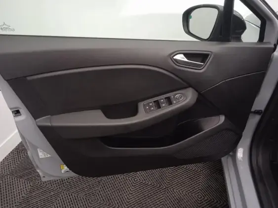 RENAULT CLIO V - voiture d'occasion - Photo 18