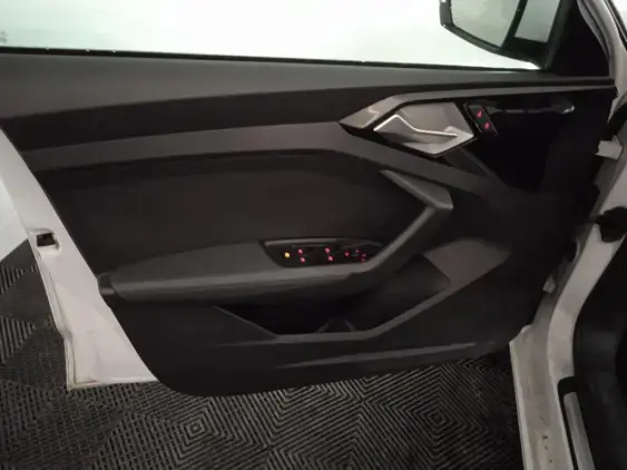 AUDI A1 SPORTBACK II - voiture d'occasion - Photo 19