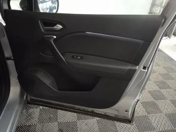 RENAULT CAPTUR II - voiture d'occasion - Photo 20