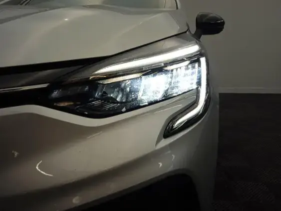 RENAULT CLIO V - voiture d'occasion - Photo 22