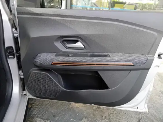 DACIA SANDERO III - voiture d'occasion - Photo 20