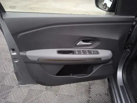 DACIA JOGGER - voiture d'occasion - Photo 19