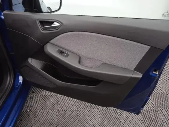 RENAULT CLIO V - voiture d'occasion - Photo 20