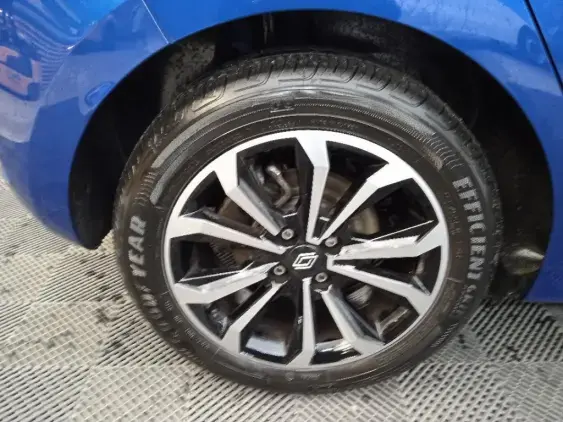 RENAULT CLIO V - voiture d'occasion - Photo 25