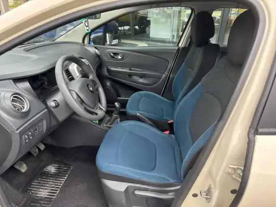 RENAULT CAPTUR - voiture d'occasion - Photo 17