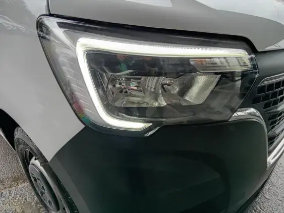 RENAULT MASTER FG III - voiture d'occasion - Photo 21