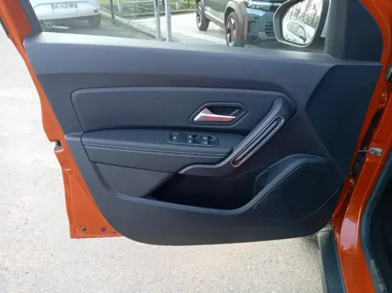 DACIA DUSTER II - voiture d'occasion - Photo 19