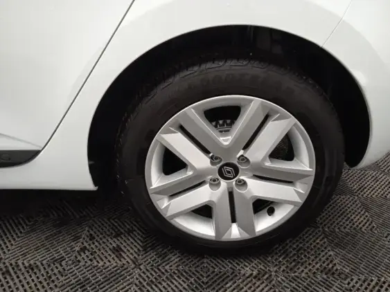 RENAULT CLIO V - voiture d'occasion - Photo 24