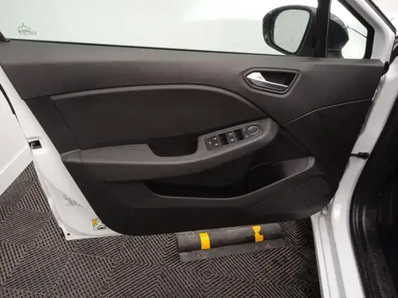 RENAULT CLIO V - voiture d'occasion - Photo 19