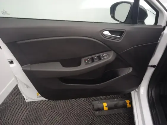 RENAULT CLIO V - voiture d'occasion - Photo 19