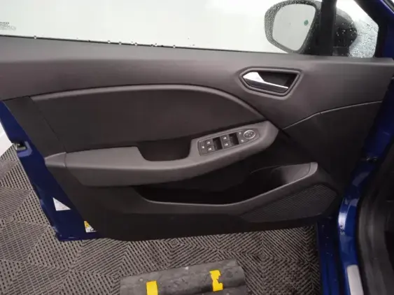 RENAULT CLIO V - voiture d'occasion - Photo 18