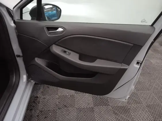 RENAULT CLIO V - voiture d'occasion - Photo 20