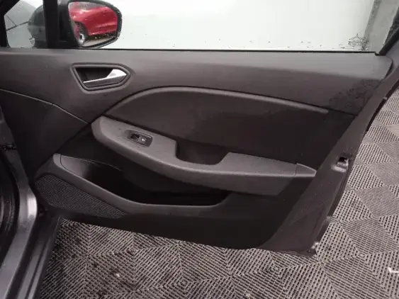 RENAULT CLIO V - voiture d'occasion - Photo 20