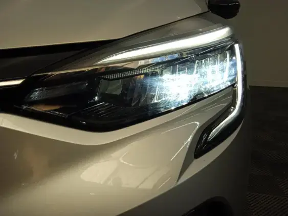 RENAULT CLIO V - voiture d'occasion - Photo 22