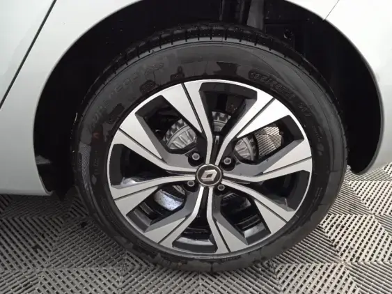 RENAULT CLIO V - voiture d'occasion - Photo 24