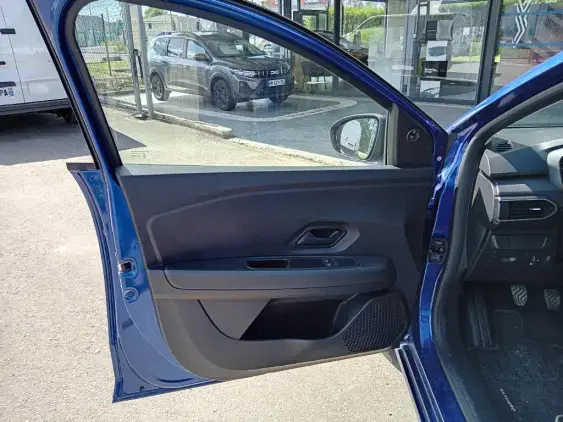 DACIA SANDERO III - voiture d'occasion - Photo 18