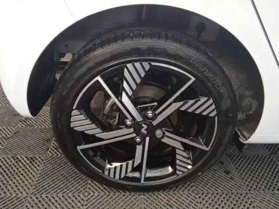 HYUNDAI i10 III - voiture d'occasion - Photo 25