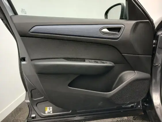 RENAULT ARKANA - voiture d'occasion - Photo 19