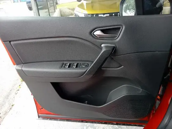 RENAULT CAPTUR II - voiture d'occasion - Photo 18